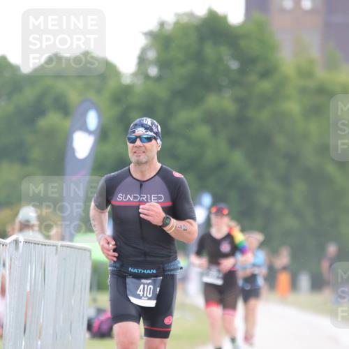 22.06.2025 - Viking Triathlon H.Heesch http://msf.ph/oto/8097810 22.06.2025 16:26:13 Laufen 410 meine-sportfotos.de