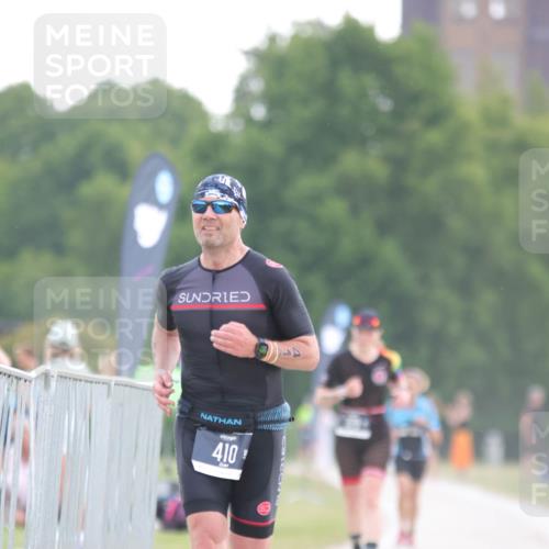 22.06.2025 - Viking Triathlon H.Heesch http://msf.ph/oto/8097818 22.06.2025 16:26:13 Laufen 410 meine-sportfotos.de