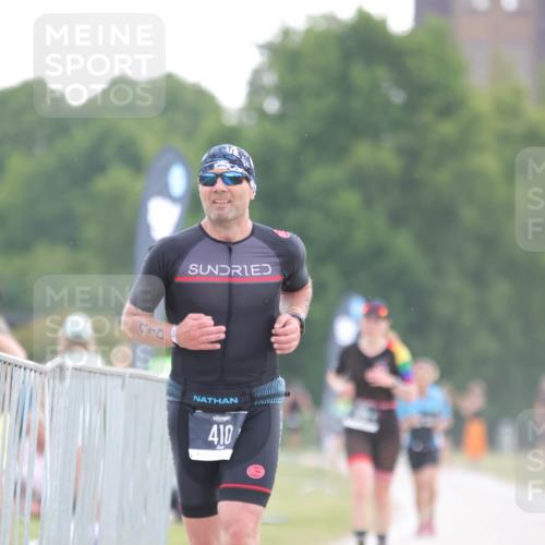 22.06.2025 - Viking Triathlon H.Heesch http://msf.ph/oto/8097827 22.06.2025 16:26:13 Laufen 410 meine-sportfotos.de