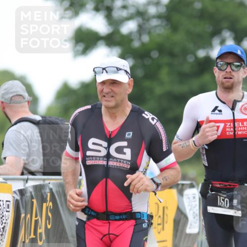 22.06.2025 - Viking Triathlon H.Heesch http://msf.ph/oto/8097842 22.06.2025 15:35:31 Laufen 85, 150, 156, 503, 608 meine-sportfotos.de