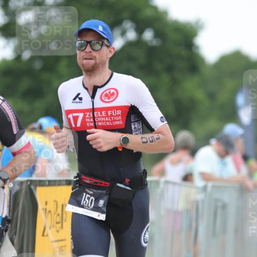 22.06.2025 - Viking Triathlon H.Heesch http://msf.ph/oto/8097866 22.06.2025 15:35:31 Laufen 85, 150, 156, 503, 608 meine-sportfotos.de