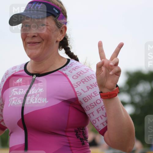 22.06.2025 - Viking Triathlon H.Heesch http://msf.ph/oto/8097898 22.06.2025 15:35:40 Laufen 503 meine-sportfotos.de