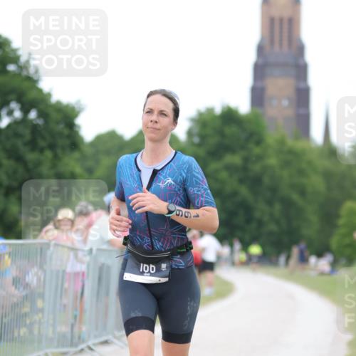 22.06.2025 - Viking Triathlon H.Heesch http://msf.ph/oto/8097923 22.06.2025 15:36:03 Laufen 166 meine-sportfotos.de