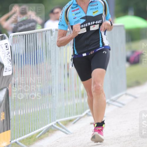 22.06.2025 - Viking Triathlon H.Heesch http://msf.ph/oto/8097938 22.06.2025 16:26:27 Laufen 190, 379 meine-sportfotos.de