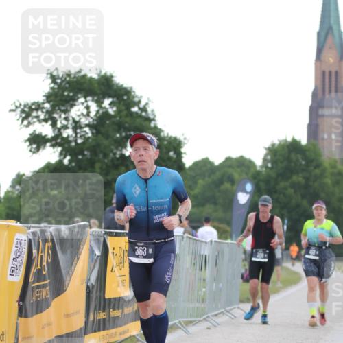 22.06.2025 - Viking Triathlon H.Heesch http://msf.ph/oto/8097966 22.06.2025 16:27:01 Laufen 308, 363, 468 meine-sportfotos.de