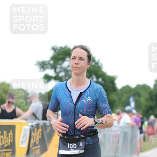 22.06.2025 - Viking Triathlon H.Heesch http://msf.ph/oto/8097981 22.06.2025 15:36:04 Laufen 166 meine-sportfotos.de