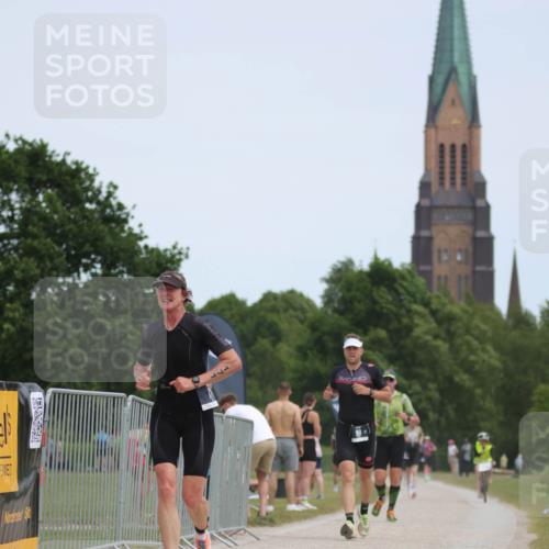 22.06.2025 - Viking Triathlon H.Heesch http://msf.ph/oto/8098093 22.06.2025 13:13:59 Laufen 20, 80, 171, 177, 387 meine-sportfotos.de
