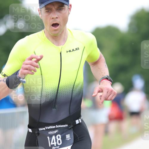22.06.2025 - Viking Triathlon H.Heesch http://msf.ph/oto/8098107 22.06.2025 15:36:33 Laufen 148 meine-sportfotos.de