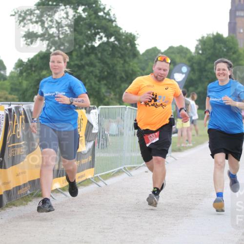 22.06.2025 - Viking Triathlon H.Heesch http://msf.ph/oto/8098128 22.06.2025 16:27:35 Laufen 633 meine-sportfotos.de