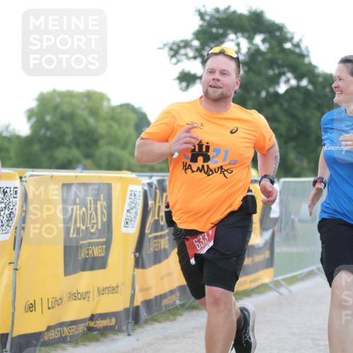 22.06.2025 - Viking Triathlon H.Heesch http://msf.ph/oto/8098182 22.06.2025 16:27:37 Laufen 633 meine-sportfotos.de