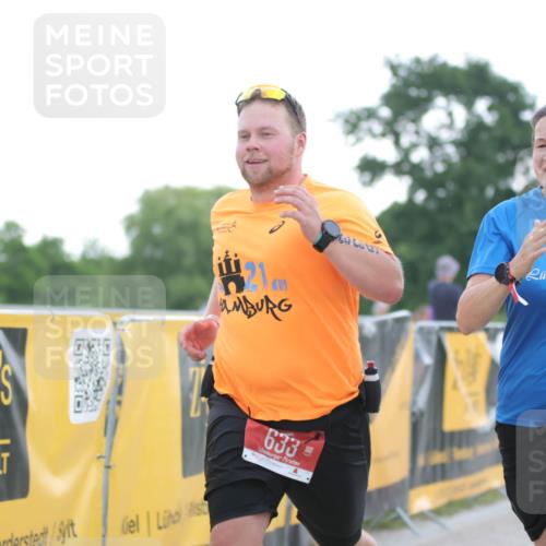 22.06.2025 - Viking Triathlon H.Heesch http://msf.ph/oto/8098202 22.06.2025 16:27:37 Laufen 633 meine-sportfotos.de