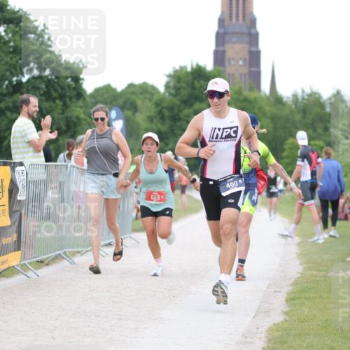 22.06.2025 - Viking Triathlon H.Heesch http://msf.ph/oto/8098234 22.06.2025 15:36:51 Laufen 480, 659 meine-sportfotos.de