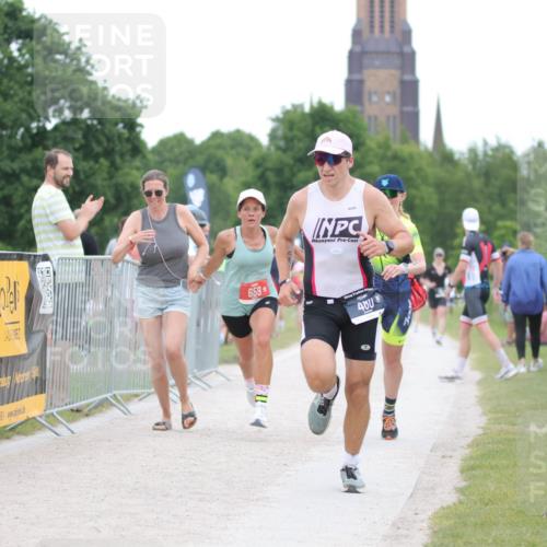 22.06.2025 - Viking Triathlon H.Heesch http://msf.ph/oto/8098247 22.06.2025 15:36:51 Laufen 480, 659 meine-sportfotos.de