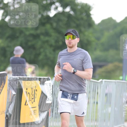 22.06.2025 - Viking Triathlon H.Heesch http://msf.ph/oto/8098274 22.06.2025 16:27:46 Laufen 31, 285 meine-sportfotos.de