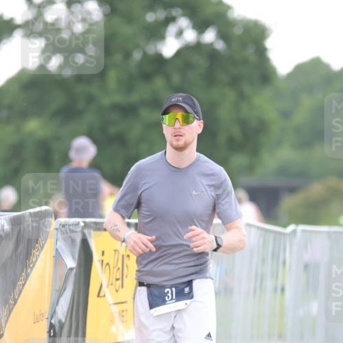 22.06.2025 - Viking Triathlon H.Heesch http://msf.ph/oto/8098310 22.06.2025 16:27:46 Laufen 31, 285 meine-sportfotos.de
