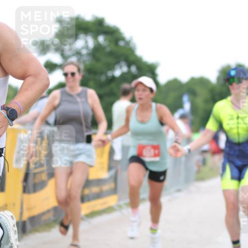 22.06.2025 - Viking Triathlon H.Heesch http://msf.ph/oto/8098379 22.06.2025 15:36:52 Laufen 480, 659 meine-sportfotos.de