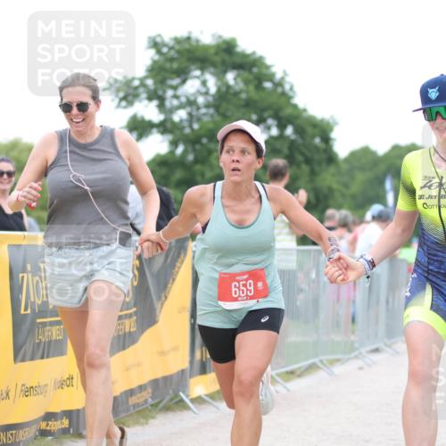 22.06.2025 - Viking Triathlon H.Heesch http://msf.ph/oto/8098390 22.06.2025 15:36:53 Laufen 480, 659 meine-sportfotos.de