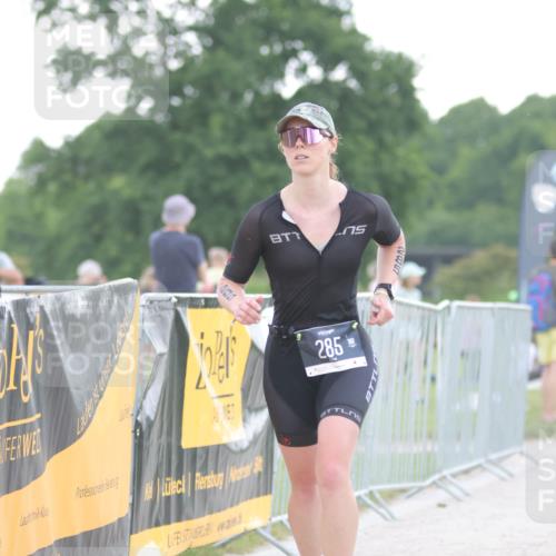 22.06.2025 - Viking Triathlon H.Heesch http://msf.ph/oto/8098410 22.06.2025 16:27:50 Laufen 31, 285 meine-sportfotos.de