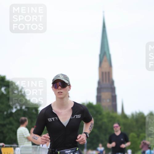 22.06.2025 - Viking Triathlon H.Heesch http://msf.ph/oto/8098523 22.06.2025 15:37:07 Laufen 51, 285 meine-sportfotos.de