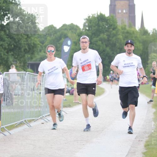 22.06.2025 - Viking Triathlon H.Heesch http://msf.ph/oto/8098524 22.06.2025 16:27:58 Laufen 601 meine-sportfotos.de
