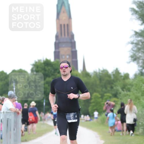 22.06.2025 - Viking Triathlon H.Heesch http://msf.ph/oto/8098603 22.06.2025 15:37:10 Laufen 51, 285 meine-sportfotos.de