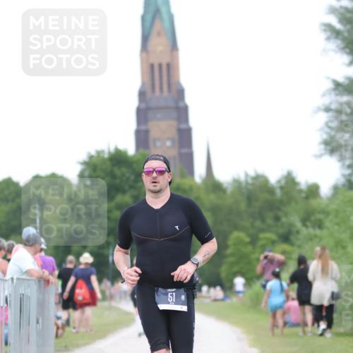 22.06.2025 - Viking Triathlon H.Heesch http://msf.ph/oto/8098621 22.06.2025 15:37:10 Laufen 51, 285 meine-sportfotos.de