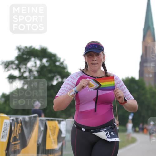 22.06.2025 - Viking Triathlon H.Heesch http://msf.ph/oto/8098638 22.06.2025 16:28:09 Laufen 503 meine-sportfotos.de
