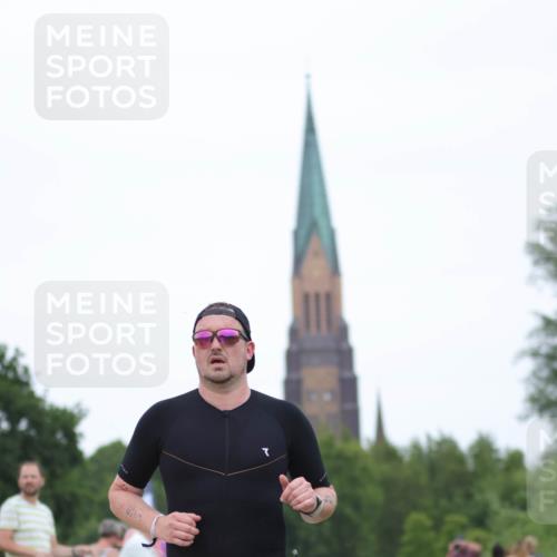 22.06.2025 - Viking Triathlon H.Heesch http://msf.ph/oto/8098652 22.06.2025 15:37:12 Laufen 51, 285 meine-sportfotos.de