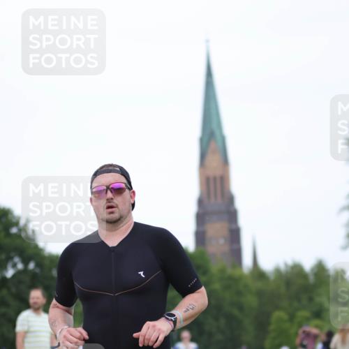 22.06.2025 - Viking Triathlon H.Heesch http://msf.ph/oto/8098683 22.06.2025 15:37:13 Laufen 51, 551 meine-sportfotos.de