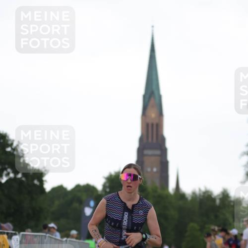 22.06.2025 - Viking Triathlon H.Heesch http://msf.ph/oto/8098805 22.06.2025 16:28:37 Laufen 362 meine-sportfotos.de