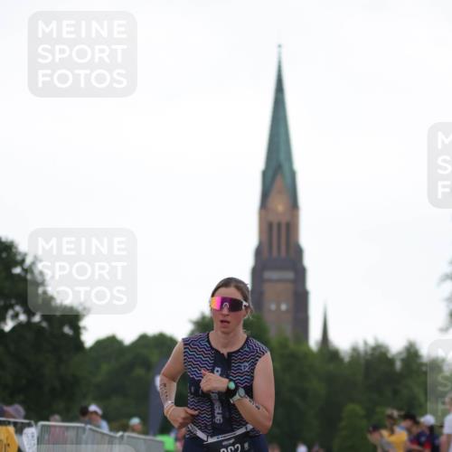 22.06.2025 - Viking Triathlon H.Heesch http://msf.ph/oto/8098822 22.06.2025 16:28:37 Laufen 362 meine-sportfotos.de