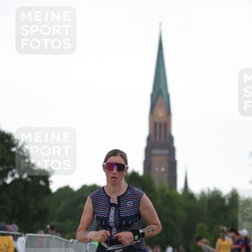 22.06.2025 - Viking Triathlon H.Heesch http://msf.ph/oto/8098873 22.06.2025 16:28:37 Laufen 362 meine-sportfotos.de