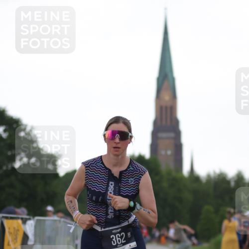22.06.2025 - Viking Triathlon H.Heesch http://msf.ph/oto/8098904 22.06.2025 16:28:38 Laufen 362 meine-sportfotos.de