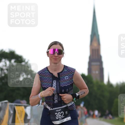 22.06.2025 - Viking Triathlon H.Heesch http://msf.ph/oto/8098939 22.06.2025 16:28:38 Laufen 362 meine-sportfotos.de