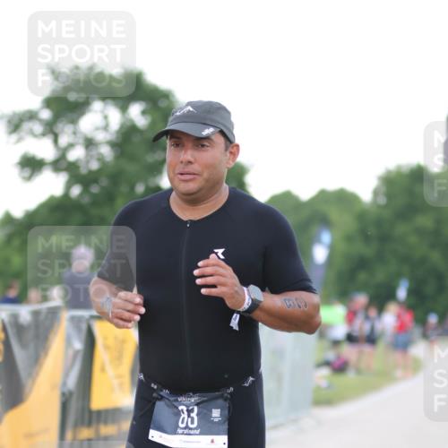 22.06.2025 - Viking Triathlon H.Heesch http://msf.ph/oto/8098956 22.06.2025 16:30:00 Laufen 83 meine-sportfotos.de