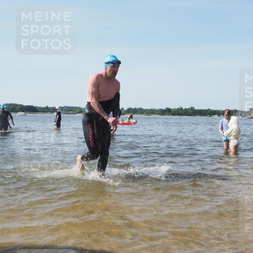 22.06.2025 - Viking Triathlon KatJ http://msf.ph/oto/8099054 22.06.2025 10:32:17 Schwimmen 53, 147, 173, 193, 207, 214, 271, 461 meine-sportfotos.de