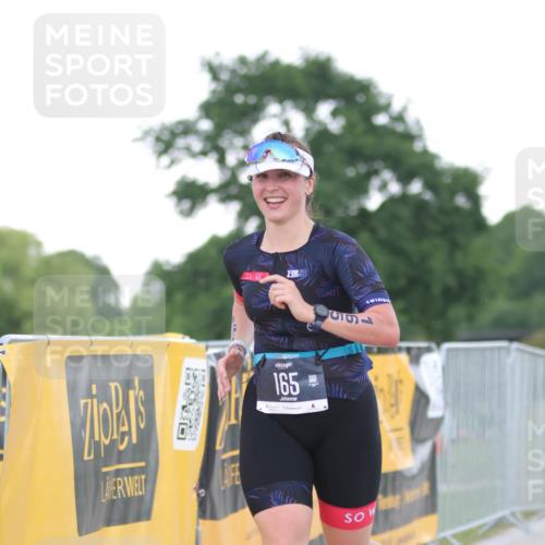 22.06.2025 - Viking Triathlon H.Heesch http://msf.ph/oto/8099059 22.06.2025 16:30:26 Laufen 165 meine-sportfotos.de