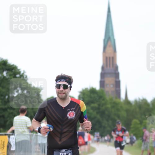 22.06.2025 - Viking Triathlon H.Heesch http://msf.ph/oto/8099064 22.06.2025 15:38:15 Laufen 179, 315 meine-sportfotos.de