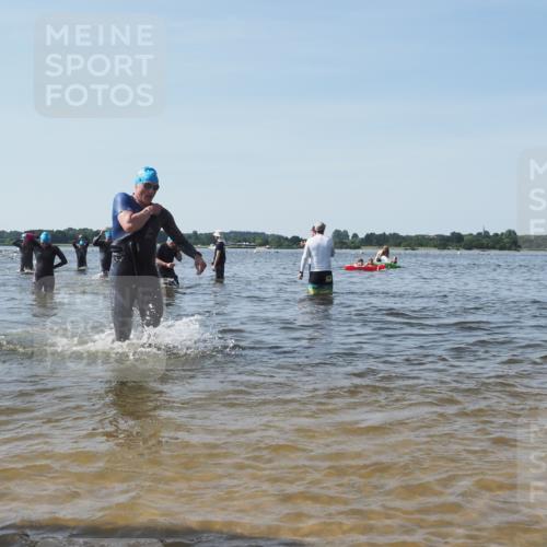 22.06.2025 - Viking Triathlon KatJ http://msf.ph/oto/8099082 22.06.2025 10:32:20 Schwimmen 53, 147, 170, 173, 207, 214, 461, 492 meine-sportfotos.de