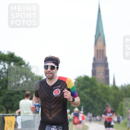 22.06.2025 - Viking Triathlon H.Heesch http://msf.ph/oto/8099085 22.06.2025 15:38:15 Laufen 179, 315 meine-sportfotos.de