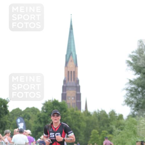 22.06.2025 - Viking Triathlon H.Heesch http://msf.ph/oto/8099195 22.06.2025 15:38:21 Laufen 315 meine-sportfotos.de