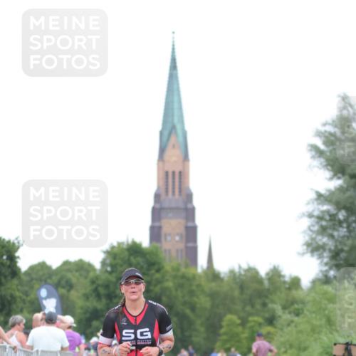 22.06.2025 - Viking Triathlon H.Heesch http://msf.ph/oto/8099198 22.06.2025 15:38:21 Laufen 315 meine-sportfotos.de