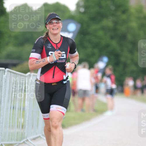 22.06.2025 - Viking Triathlon H.Heesch http://msf.ph/oto/8099212 22.06.2025 16:31:20 Laufen 315 meine-sportfotos.de