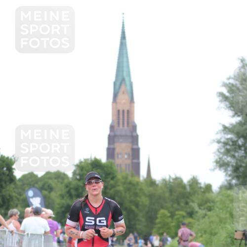 22.06.2025 - Viking Triathlon H.Heesch http://msf.ph/oto/8099224 22.06.2025 15:38:21 Laufen 315 meine-sportfotos.de
