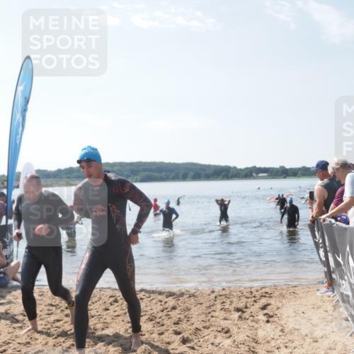 22.06.2025 - Viking Triathlon MichiJ http://msf.ph/oto/8099251 22.06.2025 10:43:41 Schwimmen 410, 480, 531, 620 meine-sportfotos.de