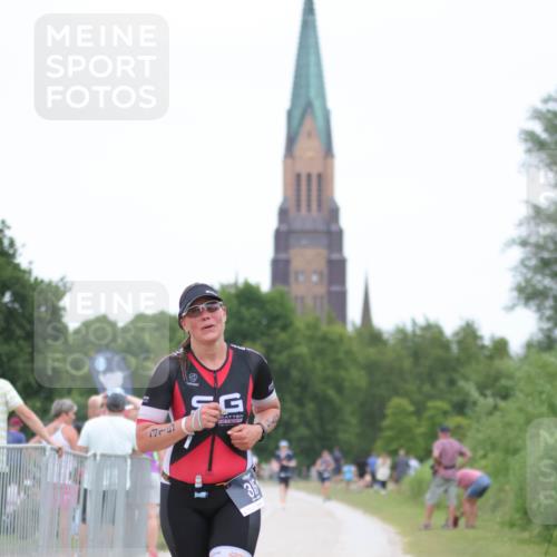 22.06.2025 - Viking Triathlon H.Heesch http://msf.ph/oto/8099275 22.06.2025 15:38:22 Laufen 315 meine-sportfotos.de
