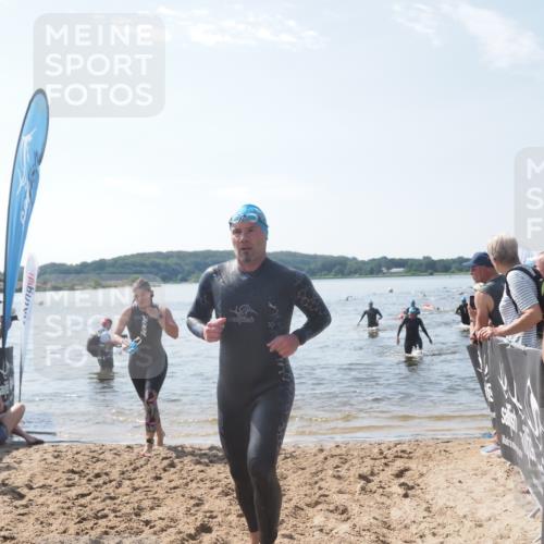 22.06.2025 - Viking Triathlon MichiJ http://msf.ph/oto/8099430 22.06.2025 10:43:52 Schwimmen 41, 249, 362, 410, 531, 627 meine-sportfotos.de