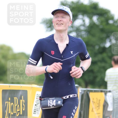 22.06.2025 - Viking Triathlon H.Heesch http://msf.ph/oto/8099468 22.06.2025 15:38:41 Laufen 194 meine-sportfotos.de