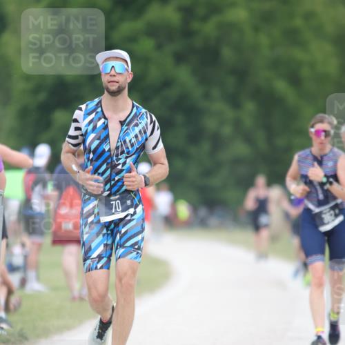 22.06.2025 - Viking Triathlon H.Heesch http://msf.ph/oto/8099500 22.06.2025 15:38:45 Laufen 70, 194 meine-sportfotos.de