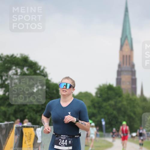 22.06.2025 - Viking Triathlon H.Heesch http://msf.ph/oto/8099525 22.06.2025 16:36:08 Laufen 244 meine-sportfotos.de
